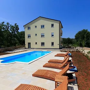Gasthof Bellator, Šilo